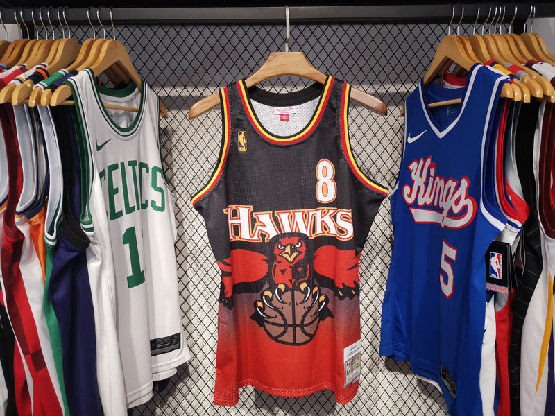 Regata NBA Retrô - Atlanta Hawks 1996/97 Mitchell & Ness