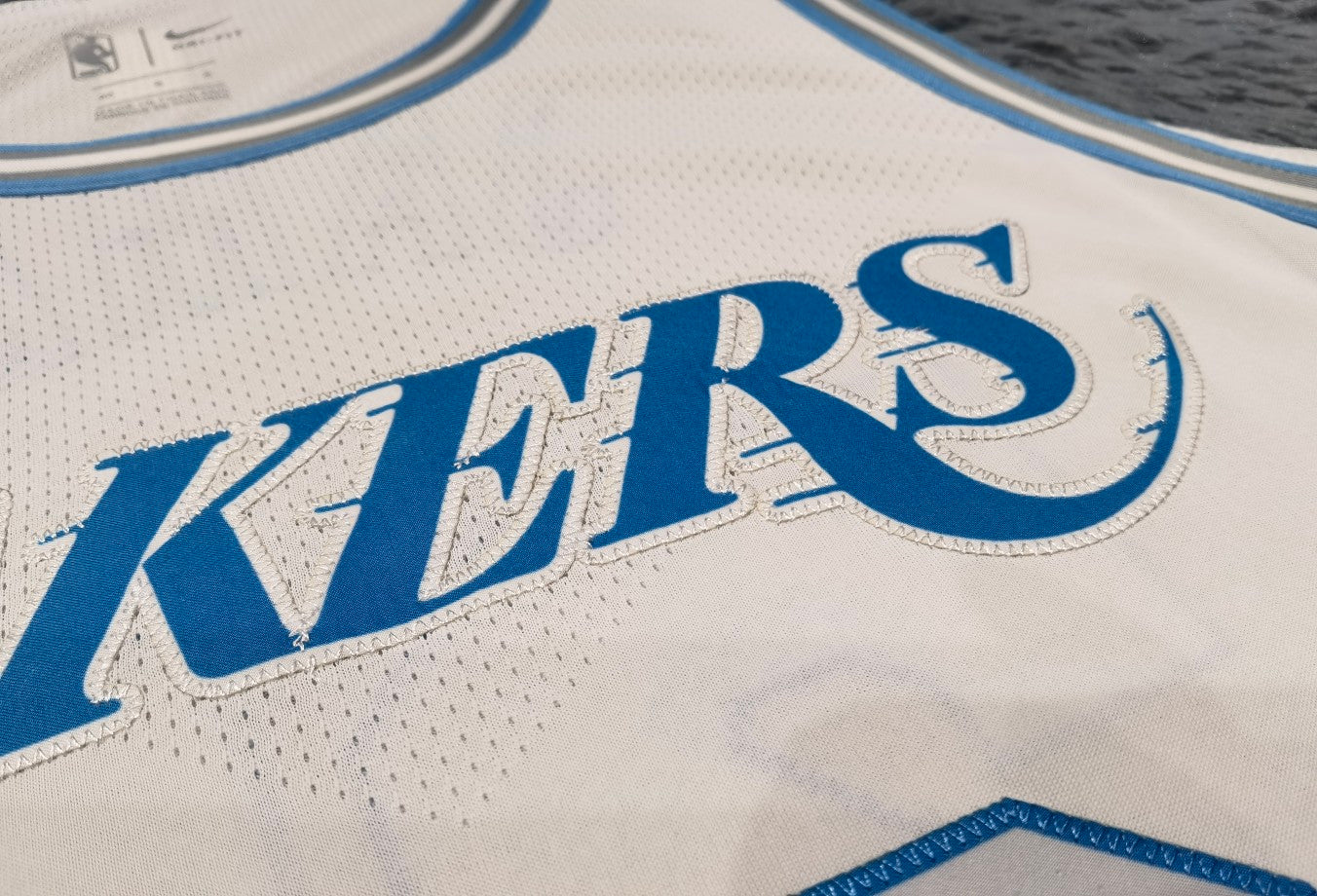 Regata NBA - Los Angeles Lakers City Edition 20/21 Authentic Version