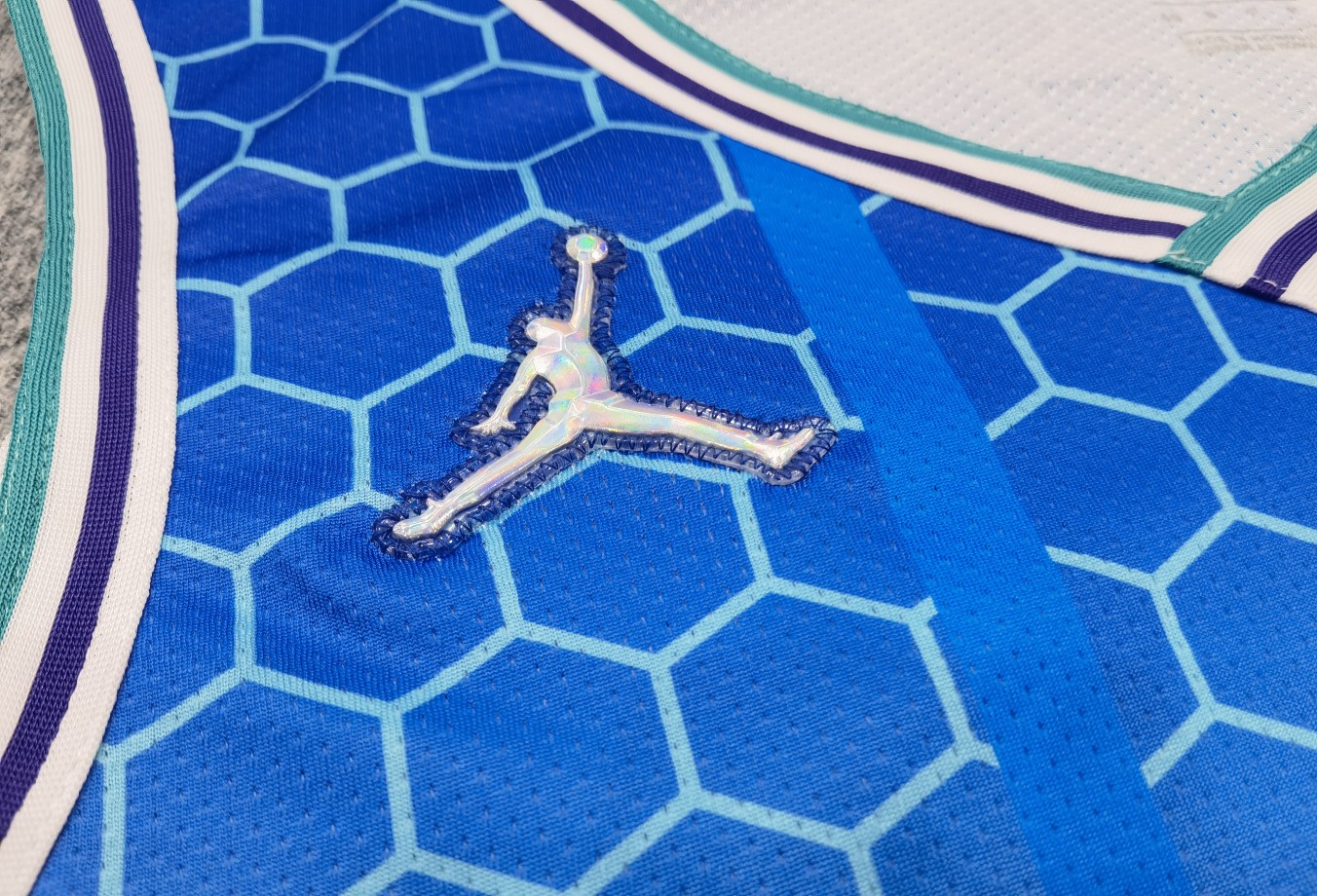 Regata NBA - Charlotte Hornets City Edition 21/22 Authentic Version