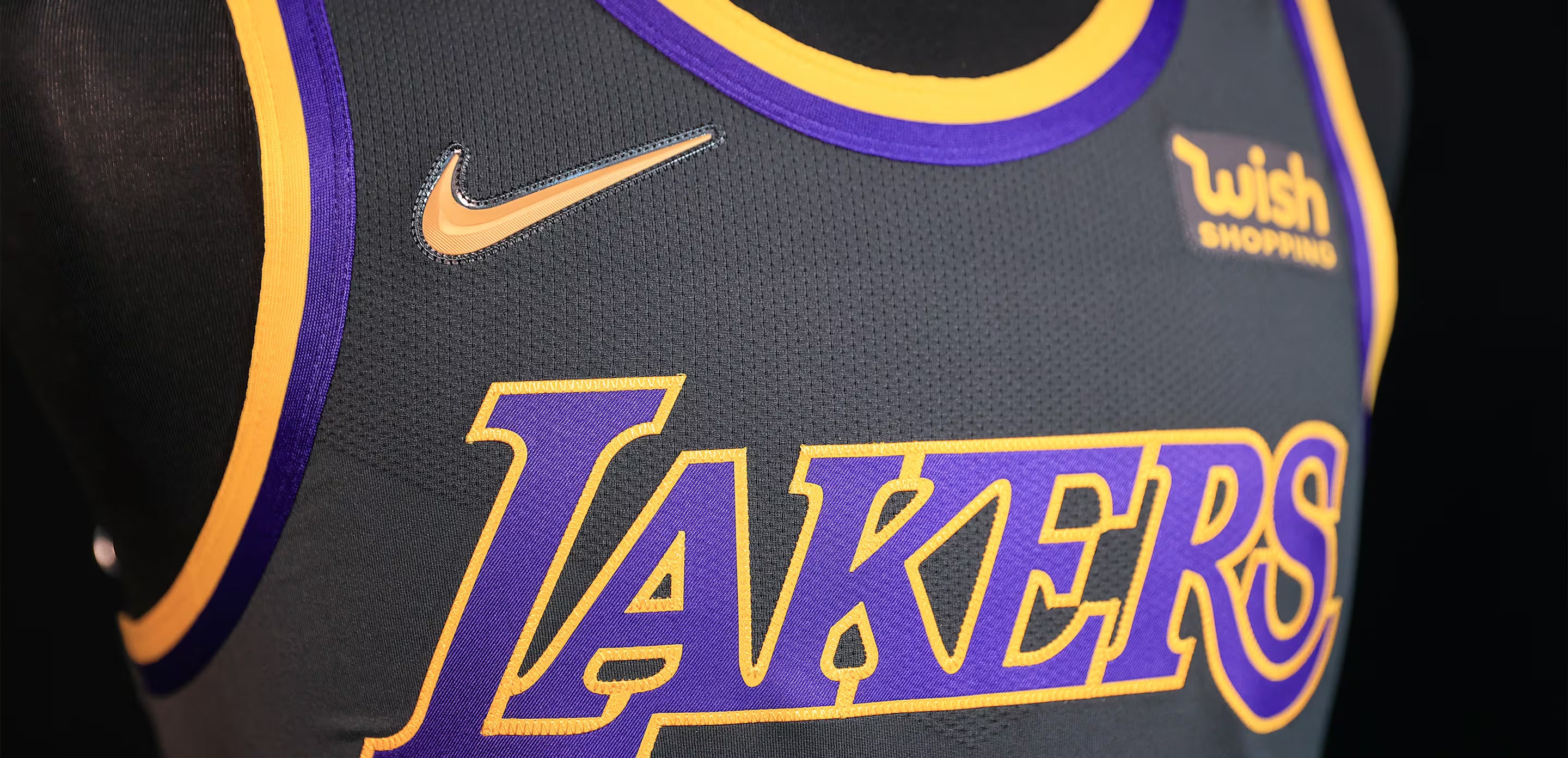 Regata NBA - Los Angeles Lakers Earned Edition 20/21 Swingman Version