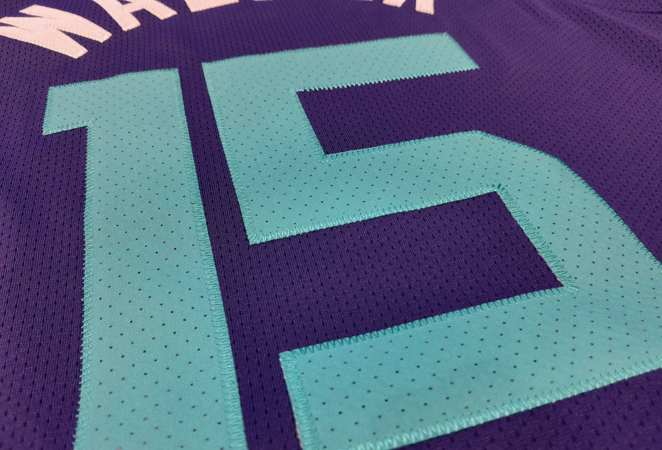Regata NBA - Charlotte Hornets Statement Edition 17/18 Authentic Version