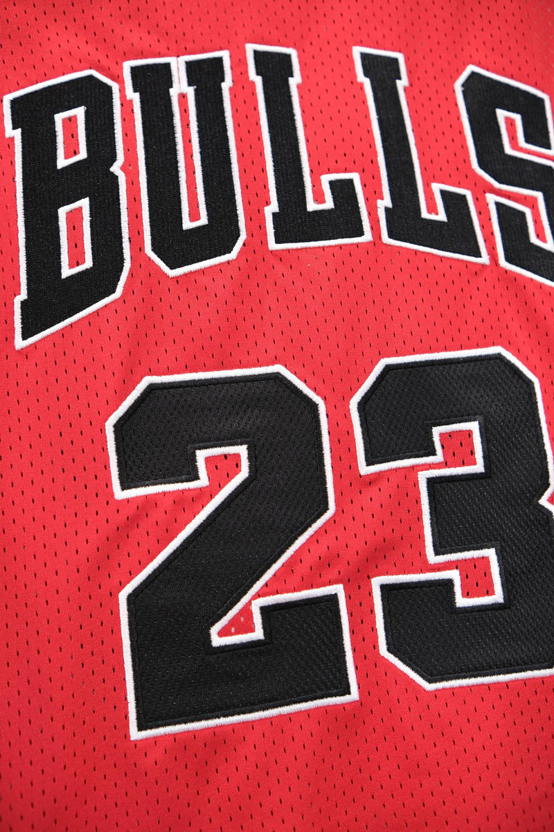 Regata NBA Retrô - Chicago Bulls 1997/98 Mitchell & Ness