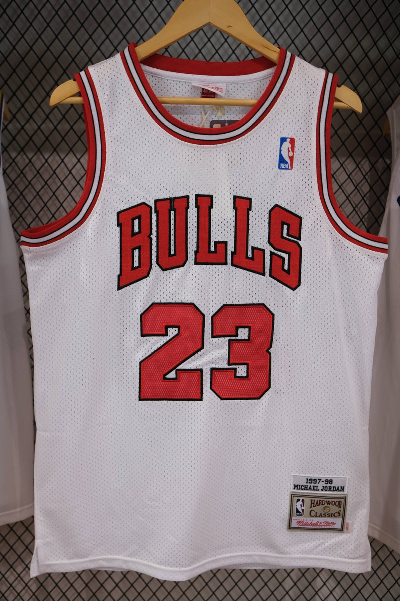 Regata NBA Retrô - Chicago Bulls 1997/98 Mitchell & Ness
