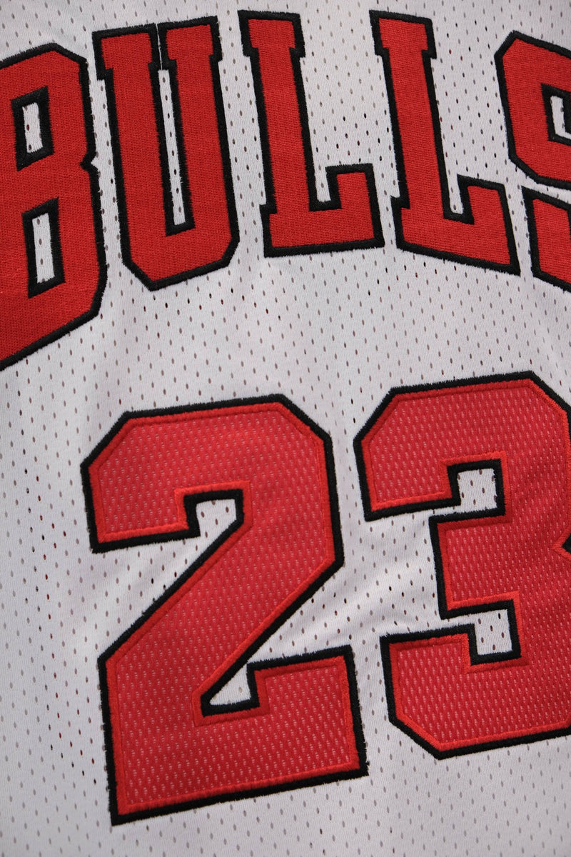 Regata NBA Retrô - Chicago Bulls 1997/98 Mitchell & Ness