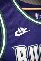 Regata NBA - Milwaukee Bucks Classic Edition 22/23 Authentic Version