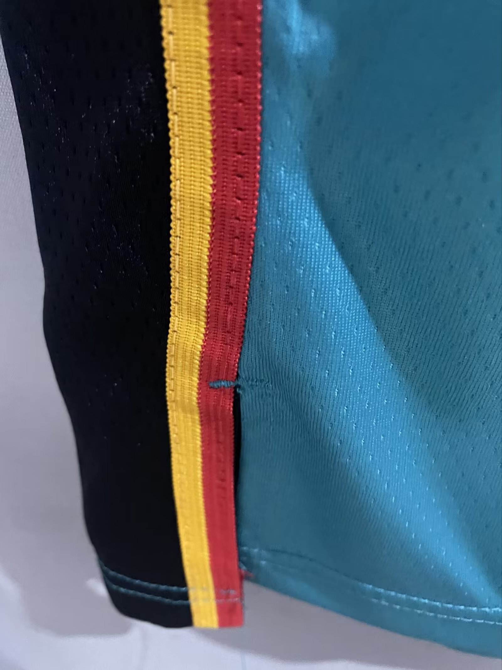 Regata NBA - Detroit Pistons Classic Edition 22/23 Swingman Version