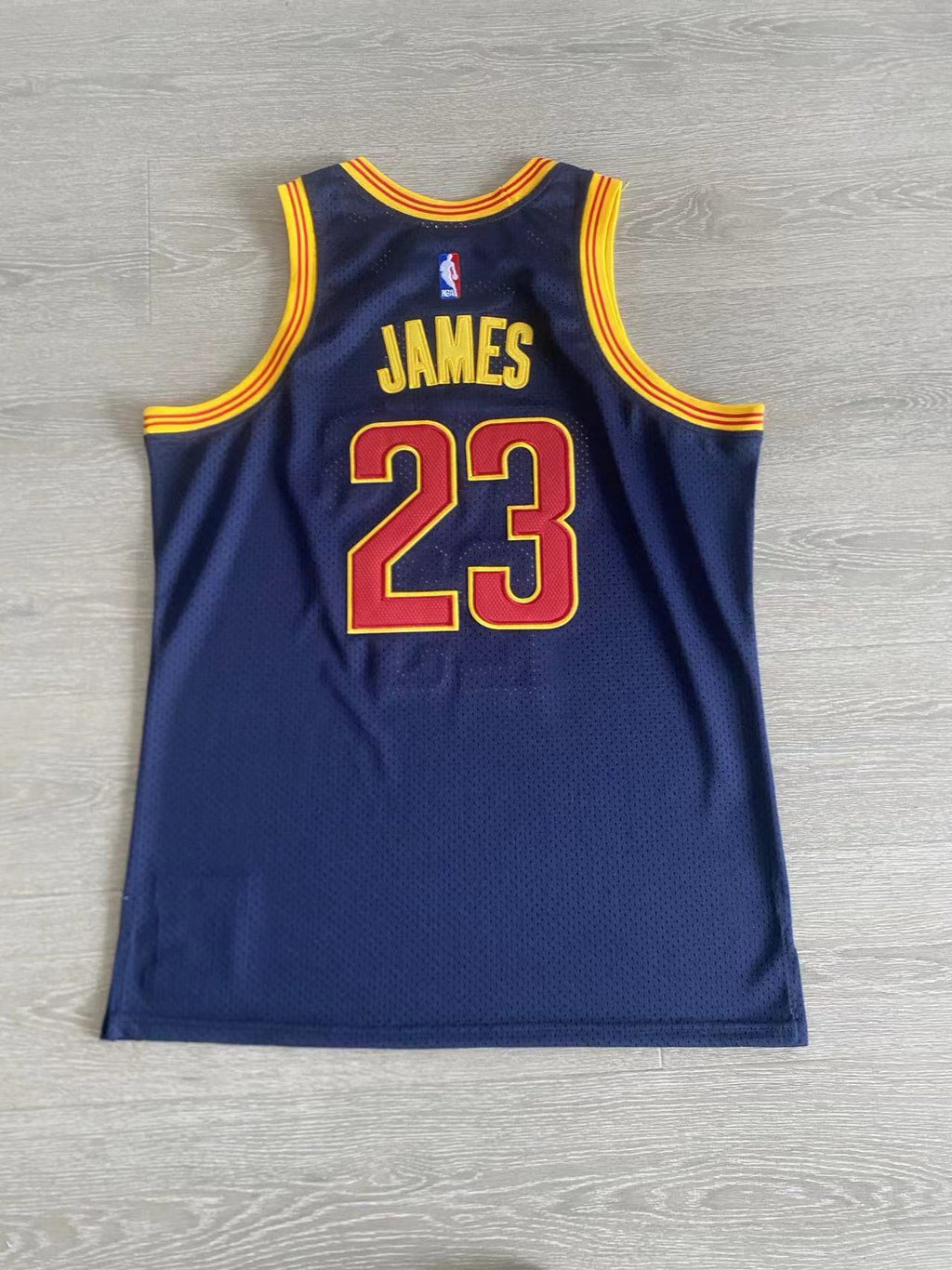 Regata NBA Retrô - Cleveland Cavaliers 2015/16 Mitchell & Ness