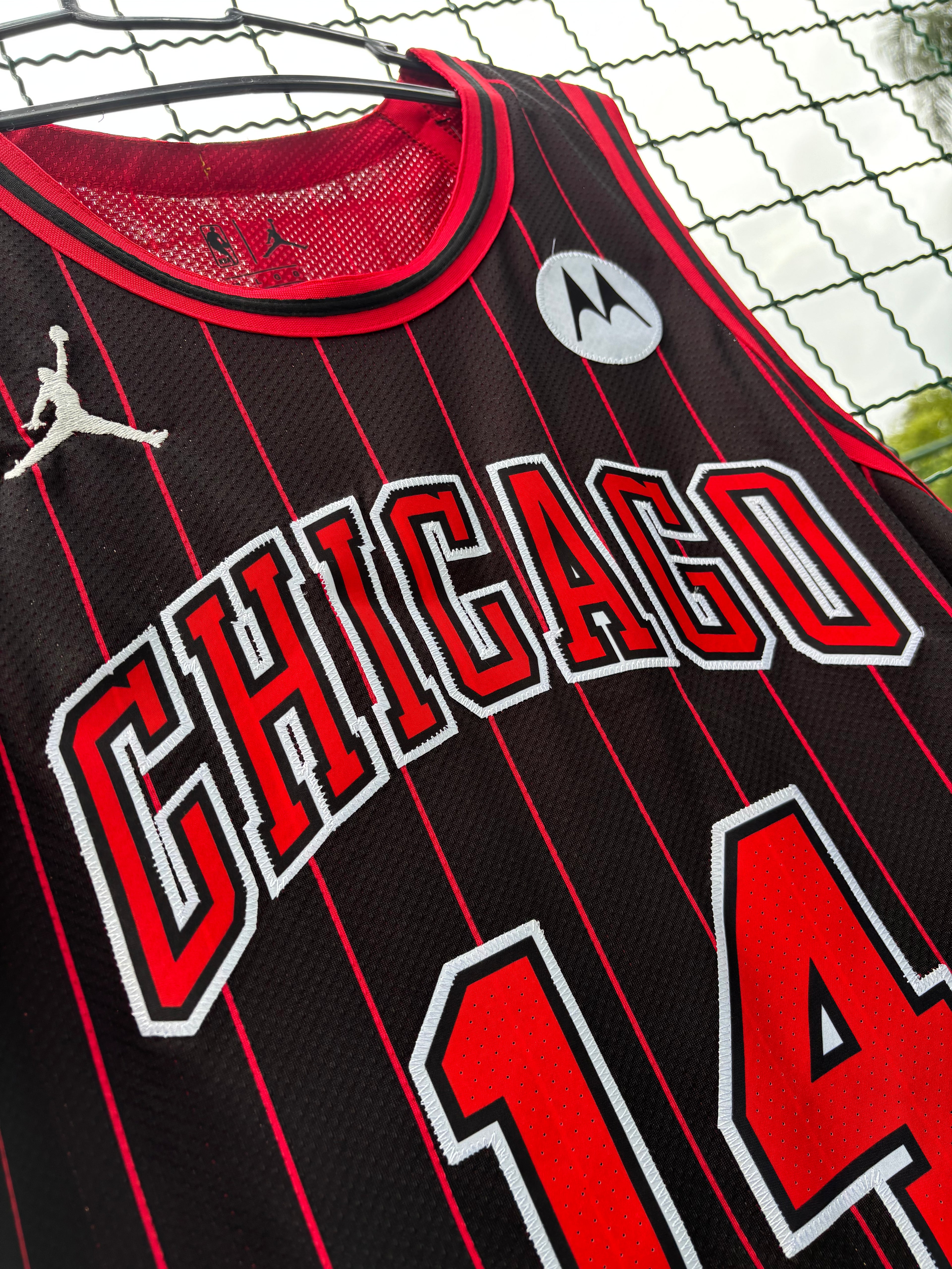Regata NBA - Chicago Bulls Statement Edition 25/26 Authentic Version