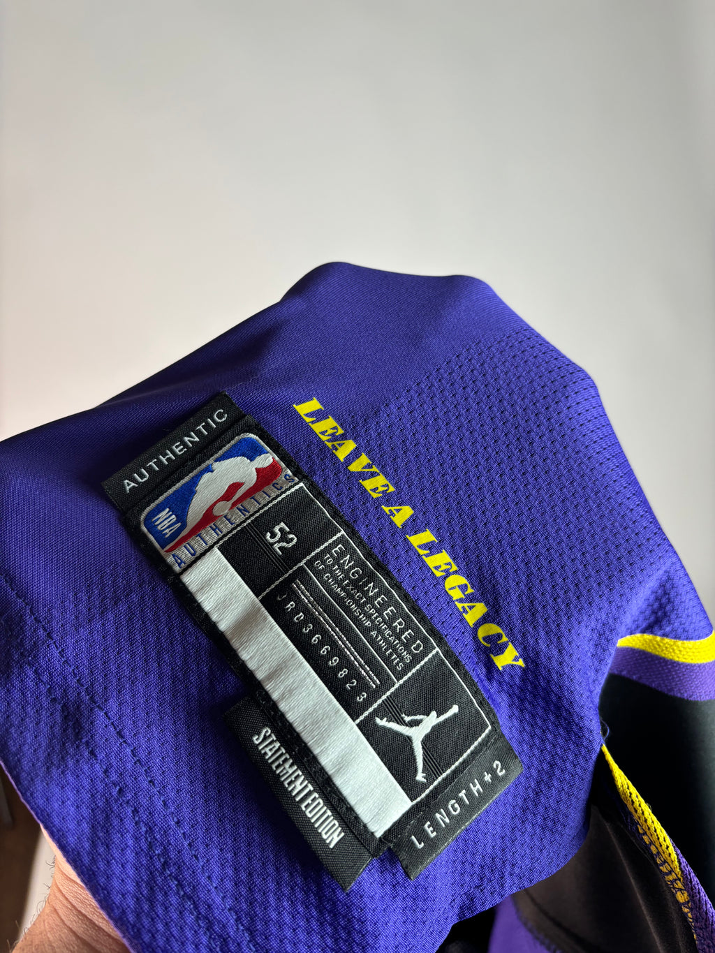 Regata NBA - Los Angeles Lakers Statement Edition 24/25 Authentic Version