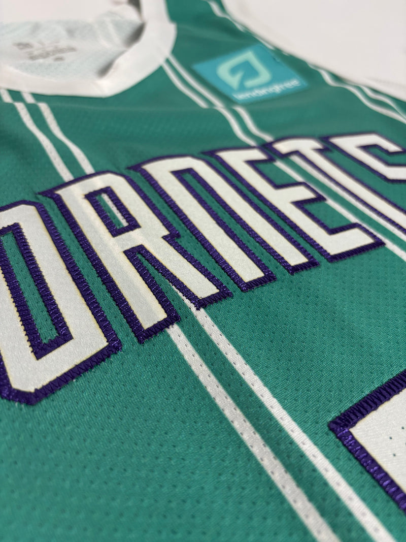 Regata NBA - Charlotte Hornets Icon Edition Authentic Version | PRONTA ENTREGA