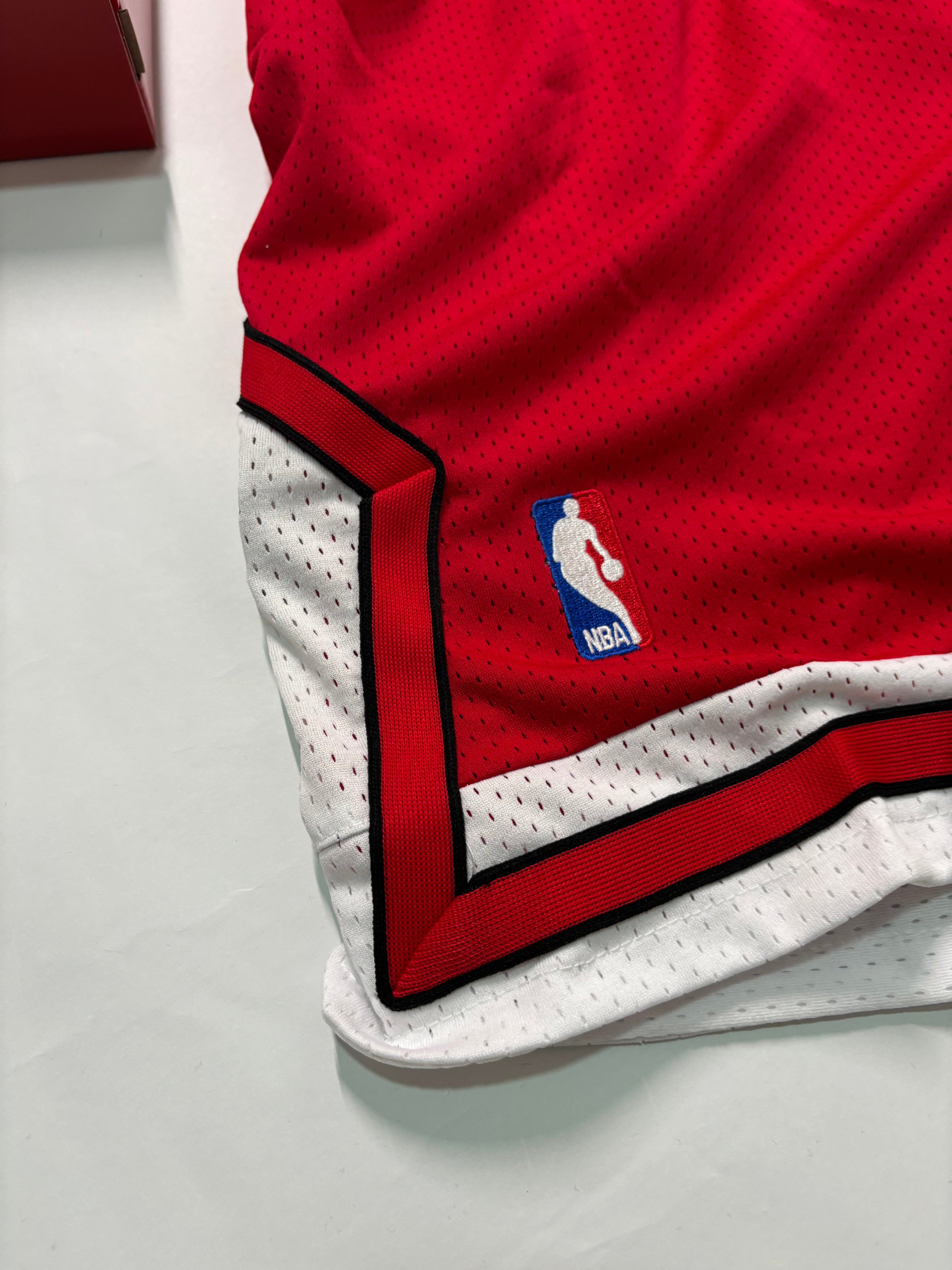 Bermuda NBA - Chicago Bulls Mitchell & Ness | PRONTA ENTREGA