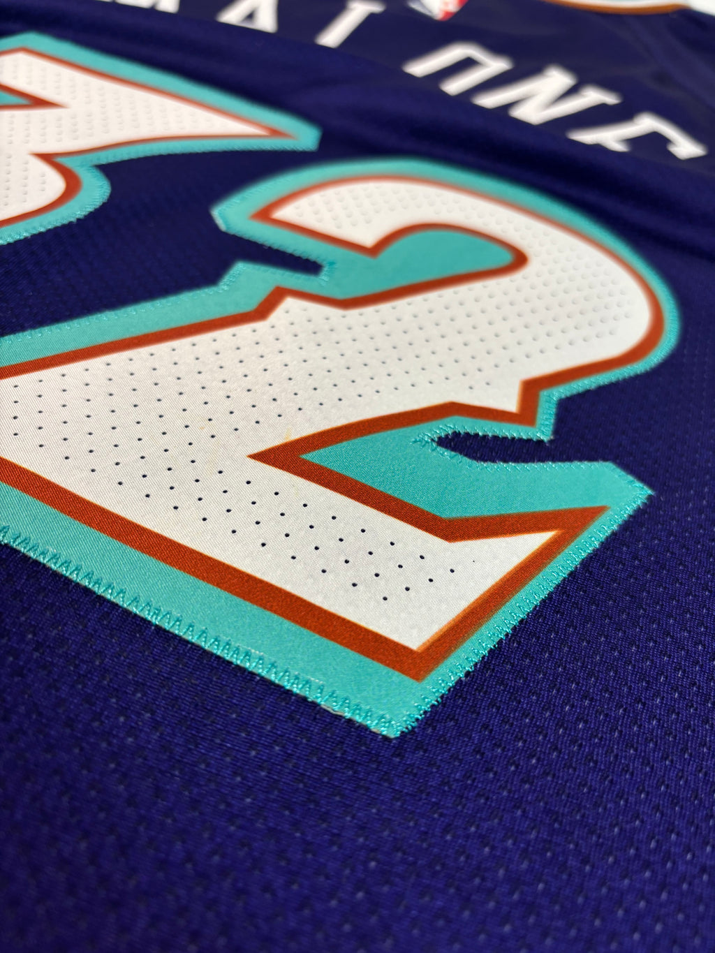 Regata NBA - Utah Jazz Classic Edition 22/23 Authentic Version | PRONTA ENTREGA #MALONE Lendas Autênticas