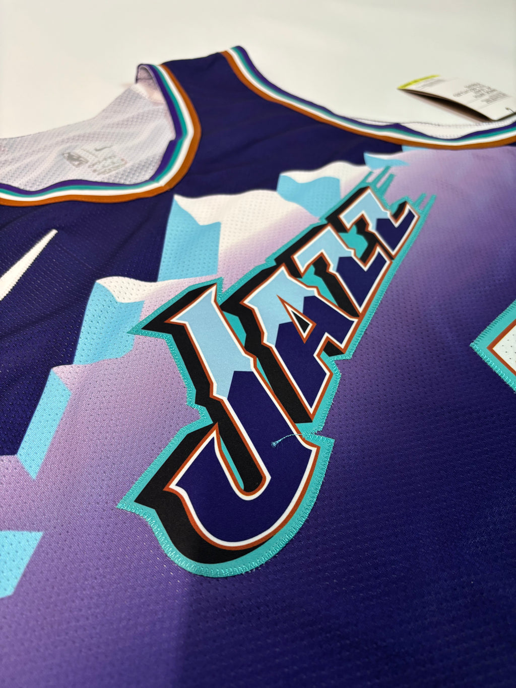 Regata NBA - Utah Jazz Classic Edition 22/23 Authentic Version | PRONTA ENTREGA #MALONE Lendas Autênticas