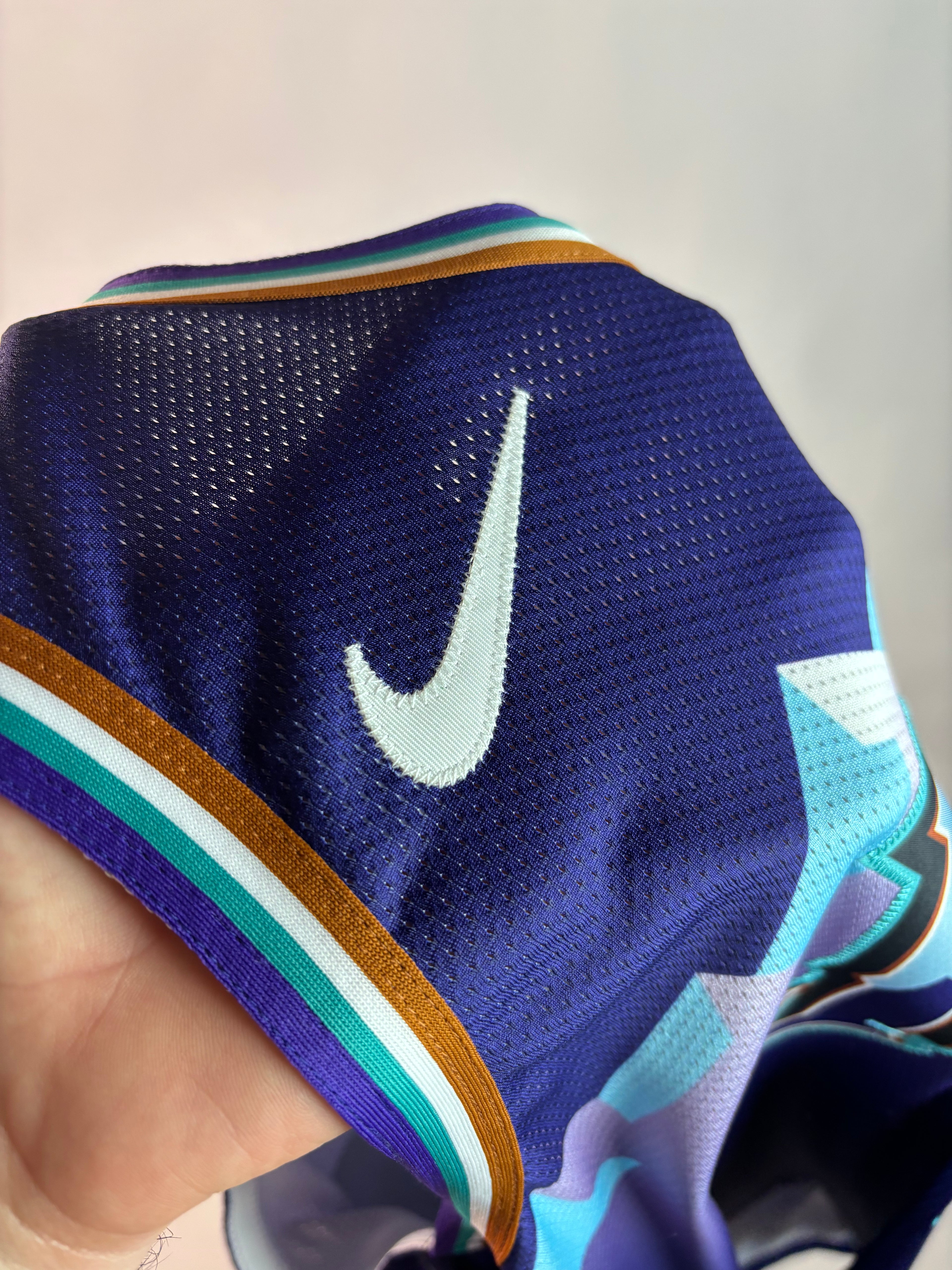 Regata NBA - Utah Jazz Classic Edition 22/23 Authentic Version | PRONTA ENTREGA #MALONE Lendas Autênticas