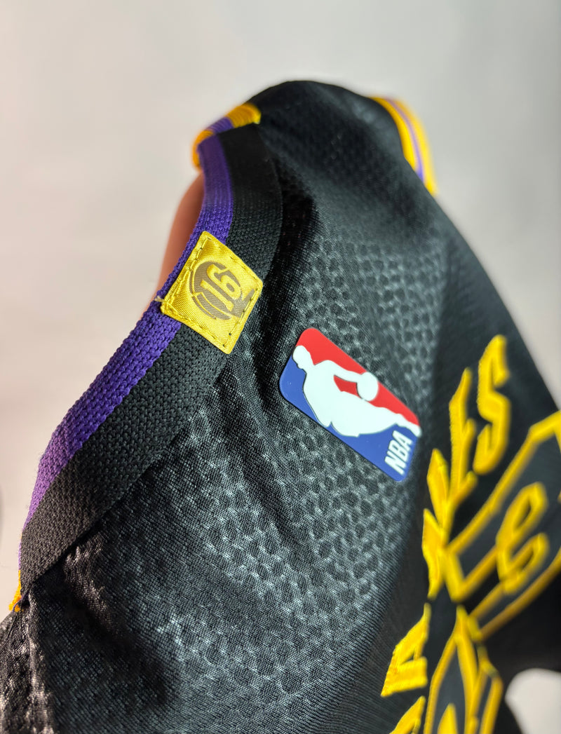 Regata NBA - Los Angeles Lakers Mamba Edition Authentic Version | PRONTA ENTREGA