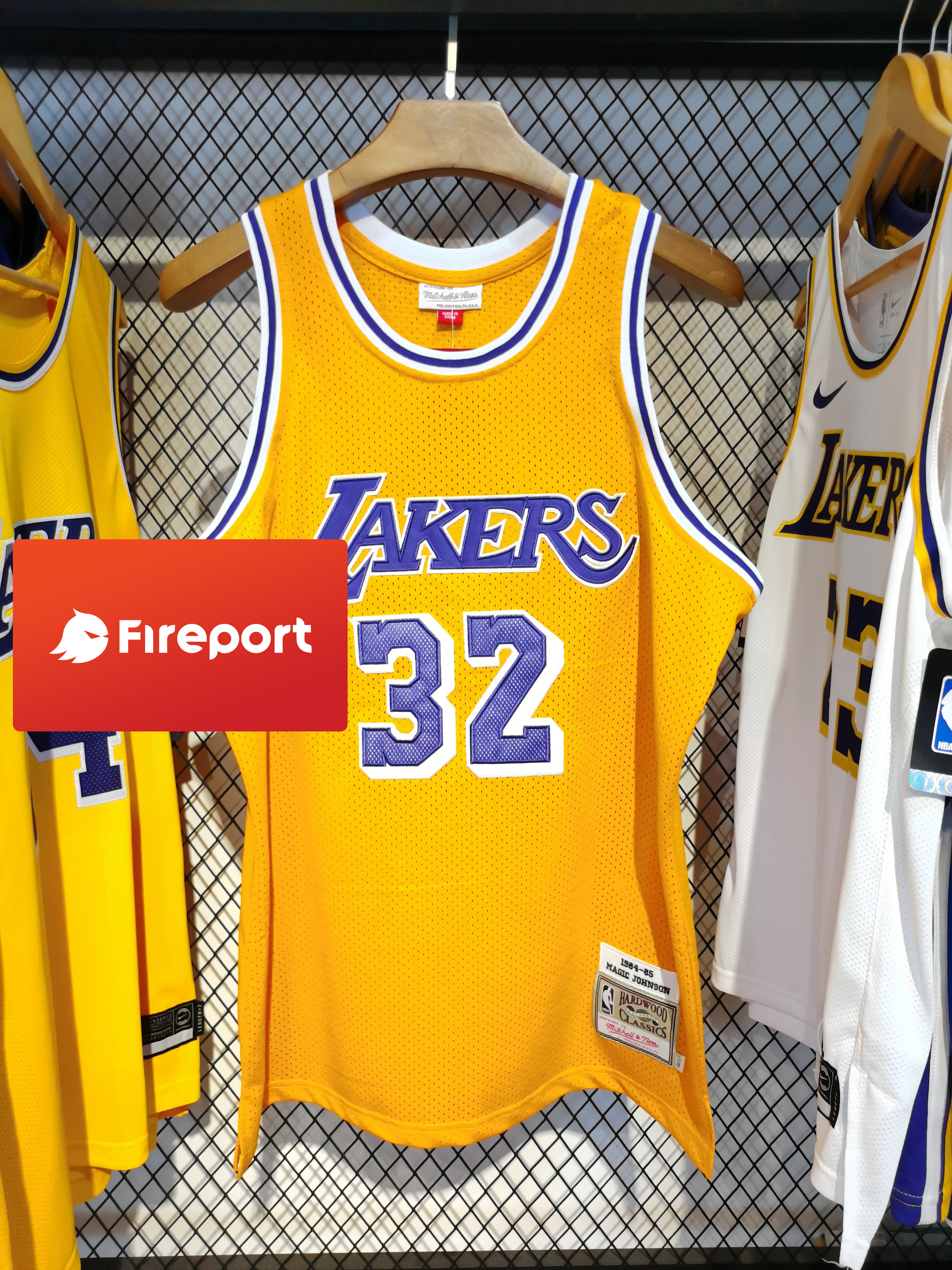 Regata NBA Retrô - Los Angeles Lakers 1984/85 Mitchell & Ness