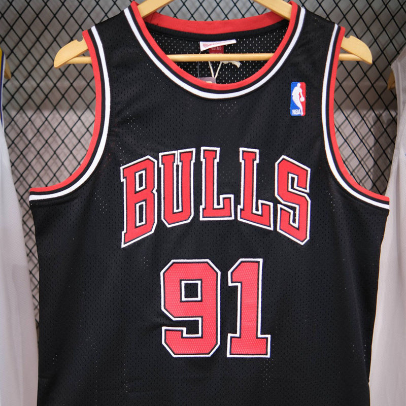 Regata NBA Retrô - Chicago Bulls 1997/98 Mitchell & Ness
