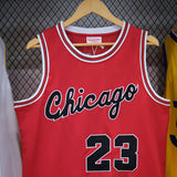 Regata NBA Retrô - Chicago Bulls 1984/85 Mitchell & Ness