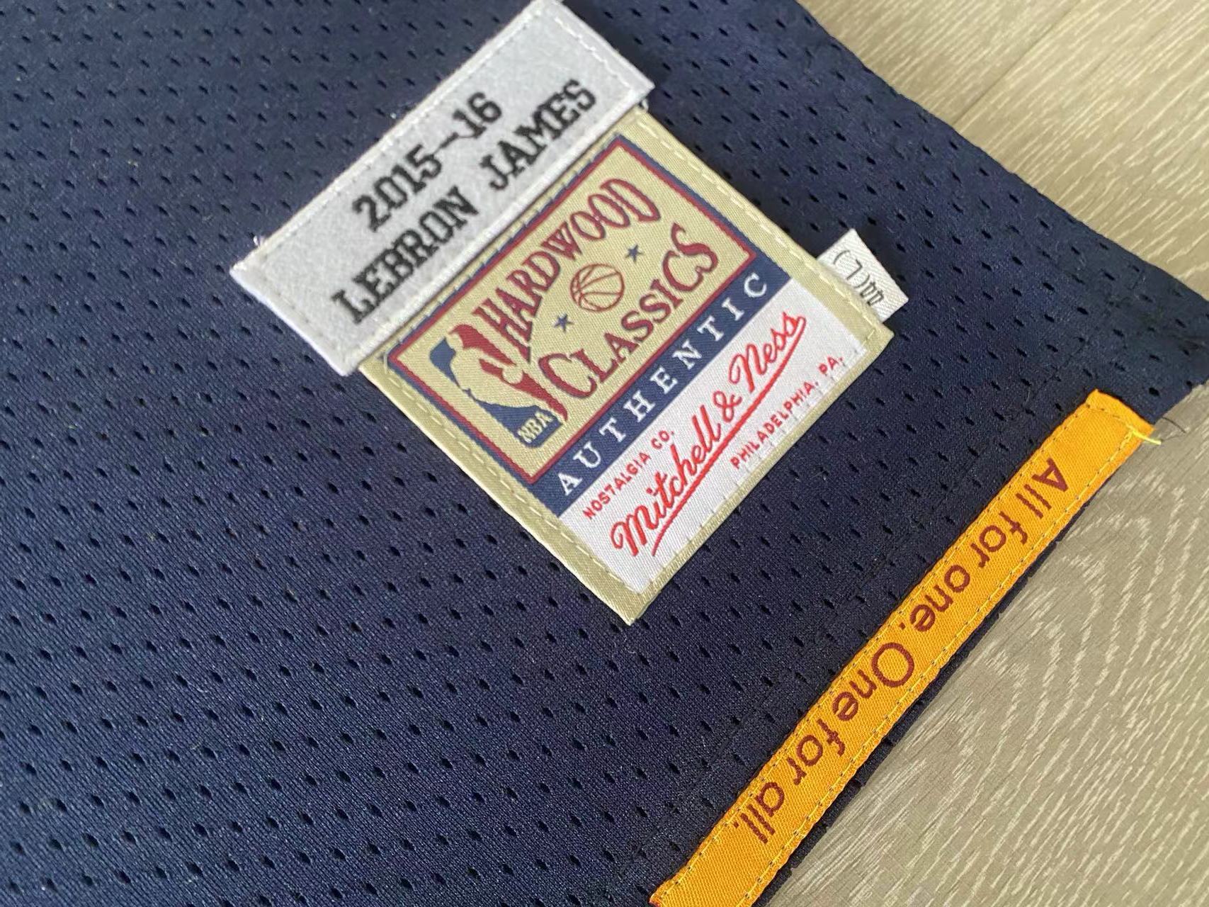 Regata NBA Retrô - Cleveland Cavaliers 2015/16 Mitchell & Ness