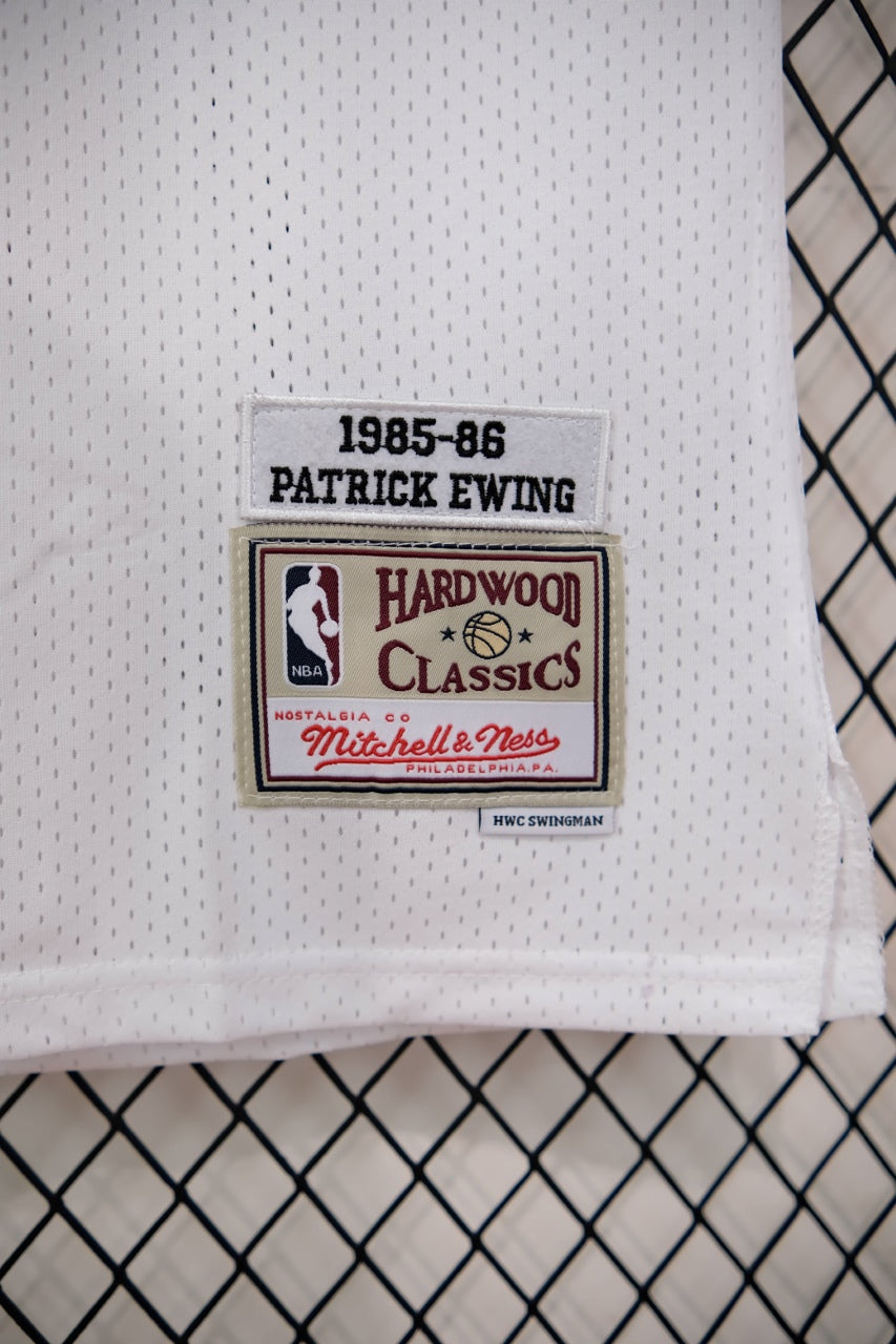 Regata NBA Retrô - New York Knicks 1985/86 Mitchell & Ness
