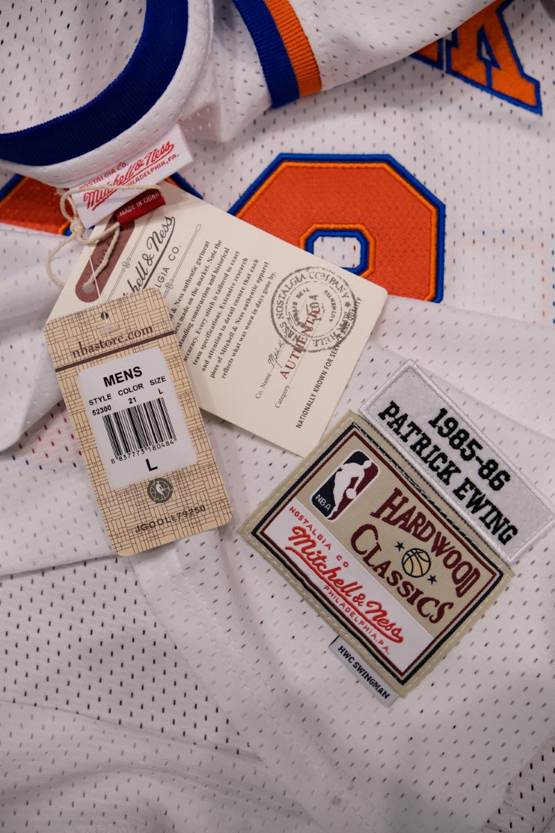 Regata NBA Retrô - New York Knicks 1985/86 Mitchell & Ness